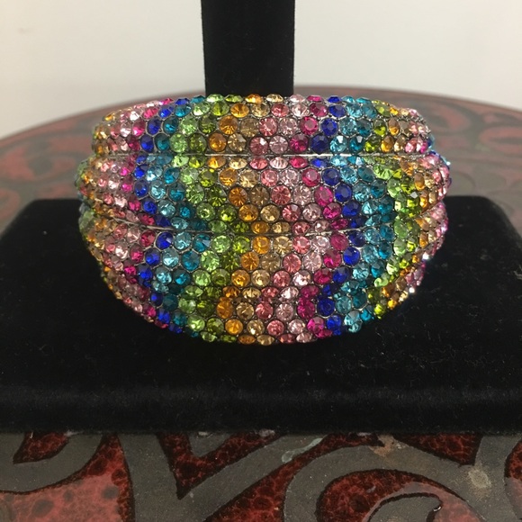Jewelry - 🖤Womans beautiful bracelet 🖤
